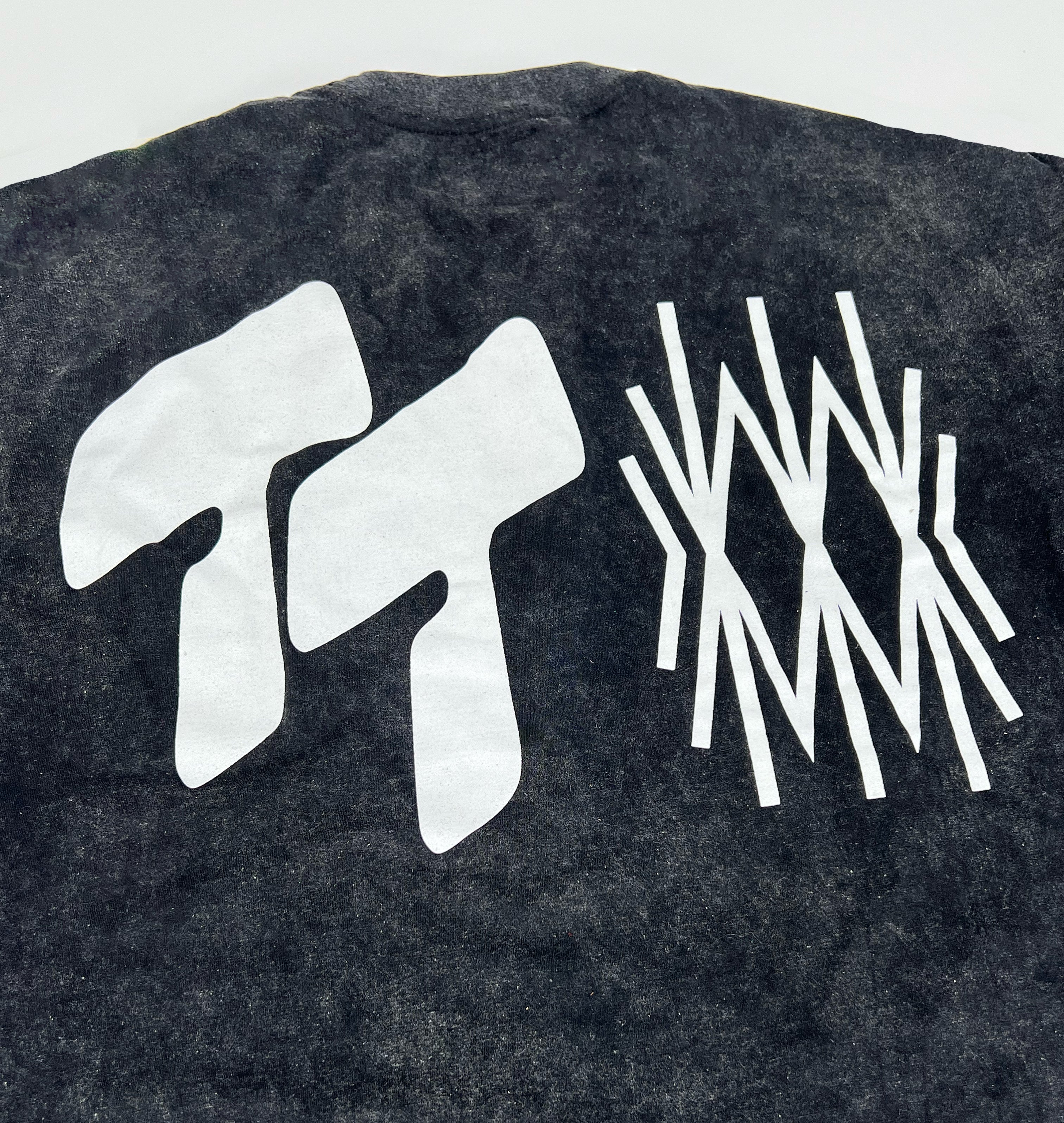 33 x Tried & Tru - Bball T-Shirt
